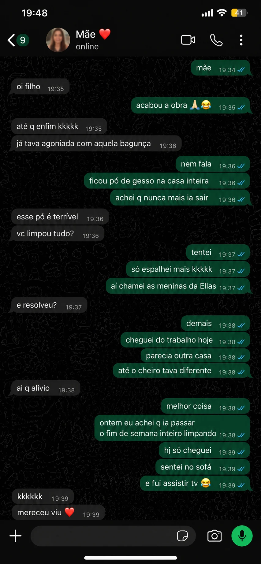 Print autorizado de conversa no WhatsApp sobre limpeza pós-obra feita pela ELLAS